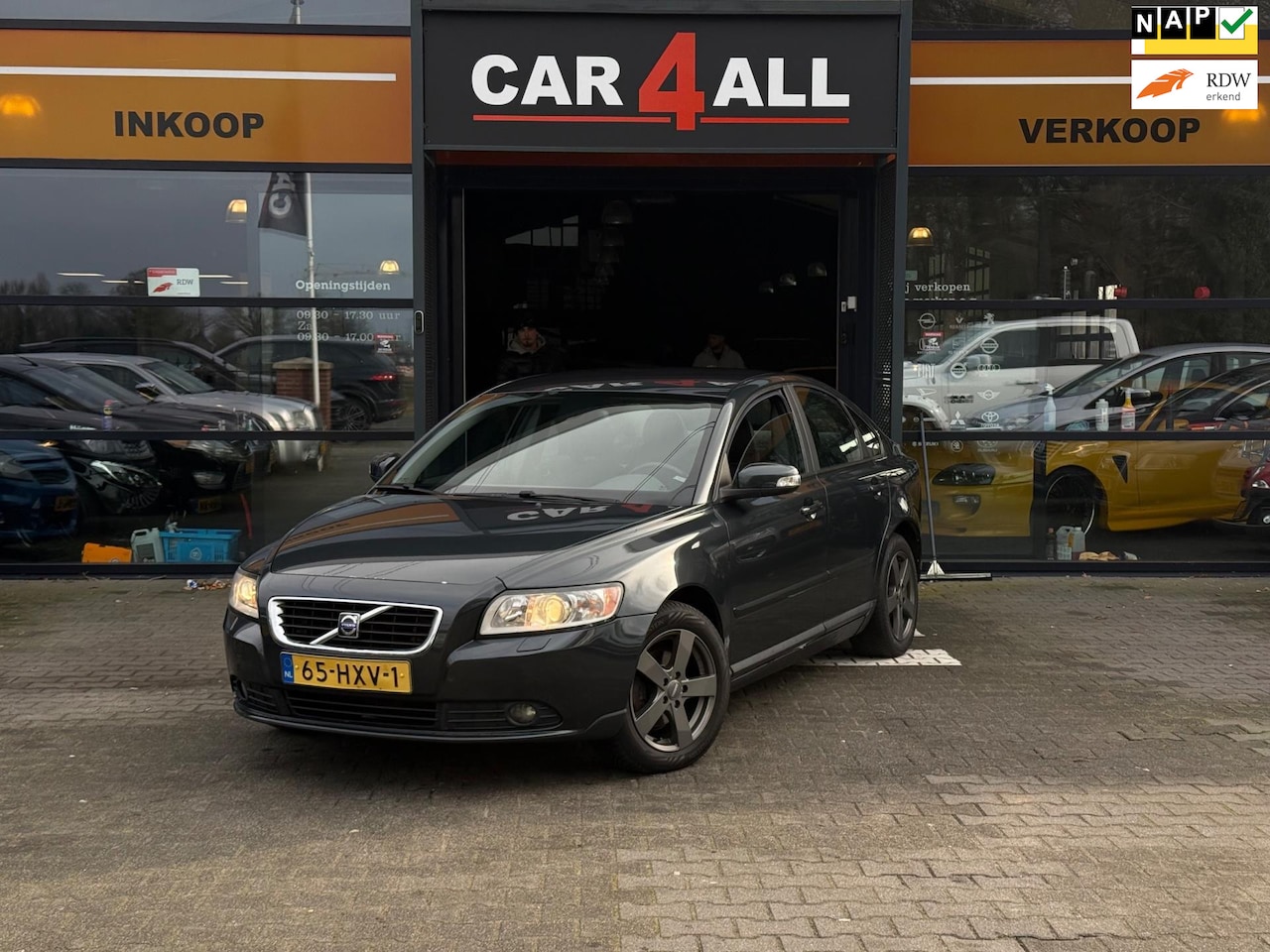 Volvo S40 - 1.8 Edition I NAP/TREKHAAK/PDC/CRUISE/CLIMA/LMVELGEN - AutoWereld.nl