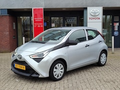 Toyota Aygo X - X-FUN 5-DEURS AIRCO BLUETOOTH EL-RAMEN 4S-BANDEN NL-AUTO
