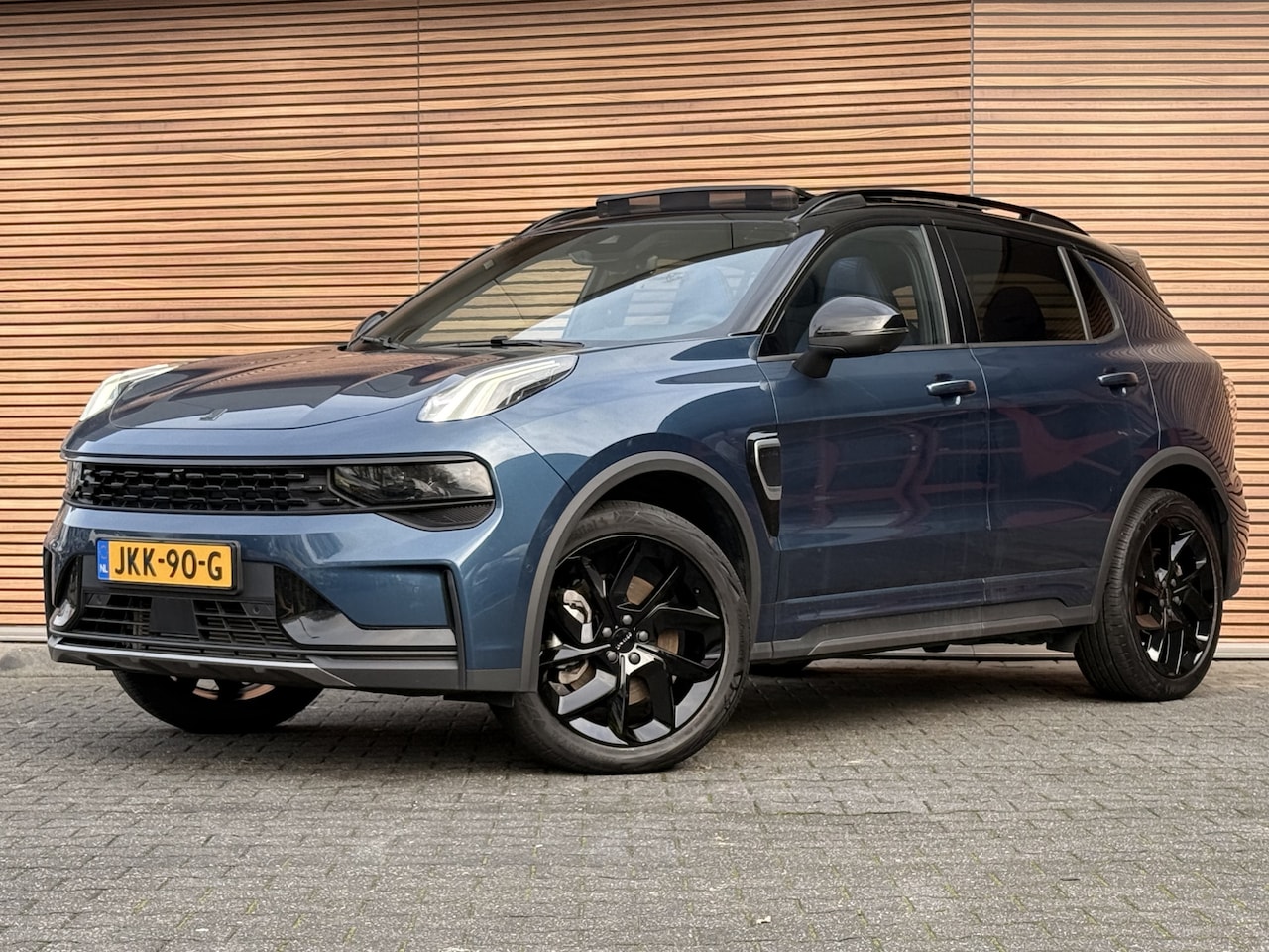 Lynk & Co 01 - 1.5 Zwarte hemelbekleding / Pack Black / Navi / Clima / 360* Camera - AutoWereld.nl