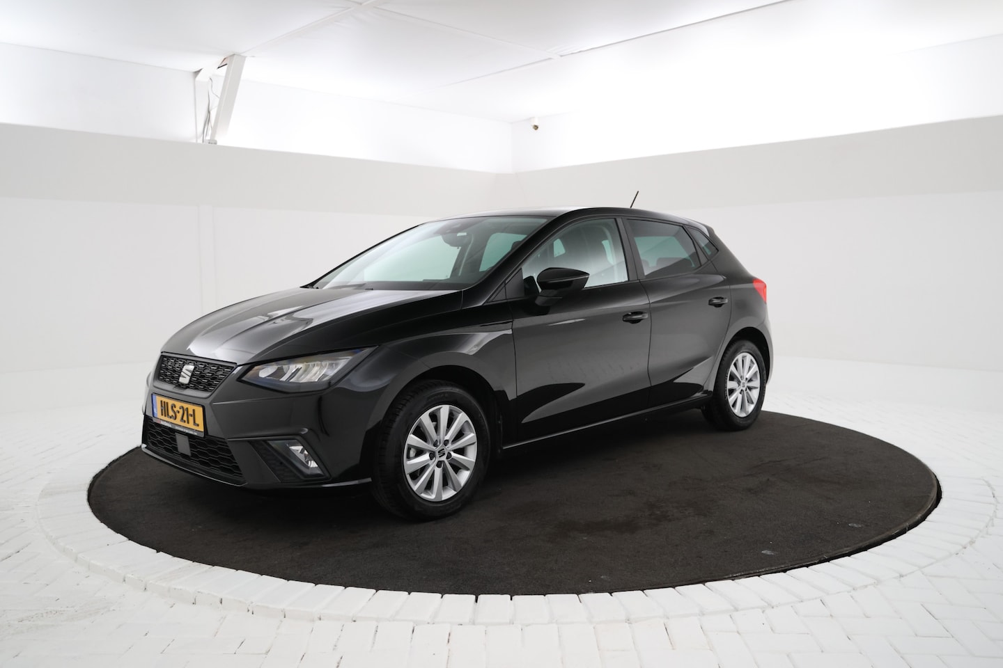 SEAT Ibiza - 1.0 MPI Move! 5 Deurs, Apple carplay, Lmv, Airco - AutoWereld.nl