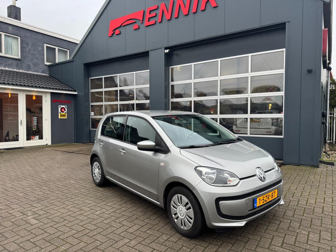 Volkswagen Up! - 1.0 move up! BlueMotion / Airco / CV / Audio / NL Auto met NAP. - AutoWereld.nl
