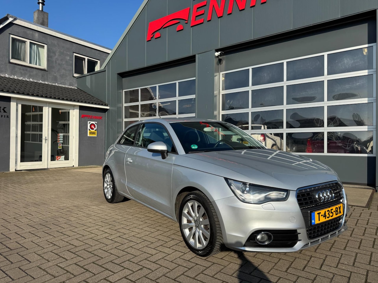 Audi A1 - 1.4 TFSI Attraction Sport / Xenon Led / Clima / Stoelverw. / Volledige Historie aanwezig . - AutoWereld.nl