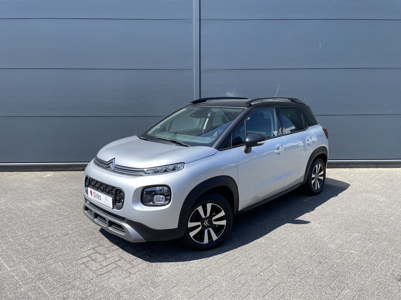 Citroën C3 Aircross - 110pk Shine (Camera - Parkeersensoren V+A - Navigatie - Dodehoek detectie - Apple Carplay - AutoWereld.nl