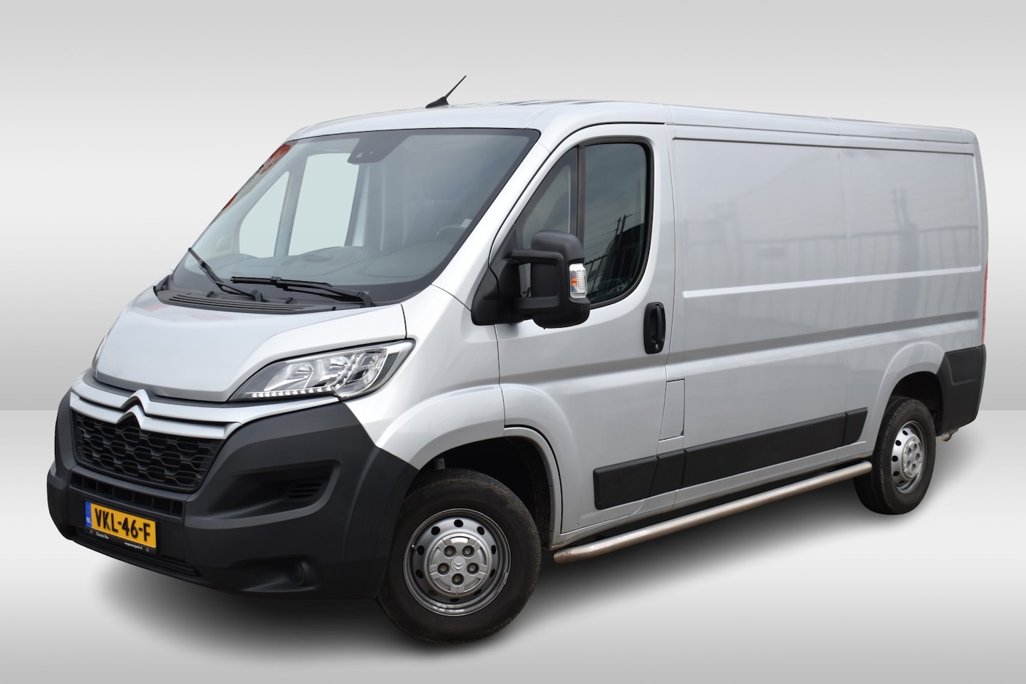 Citroën Jumper - BlueHDi 140 L2H1 Club | Navigatie | Airconditioning | Geveerde Bestuurdersstoel | Parkeers - AutoWereld.nl