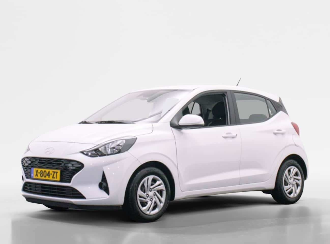 Hyundai i10 - 1.0 Comfort | Navi by app | Private lease 299 p.m. - AutoWereld.nl
