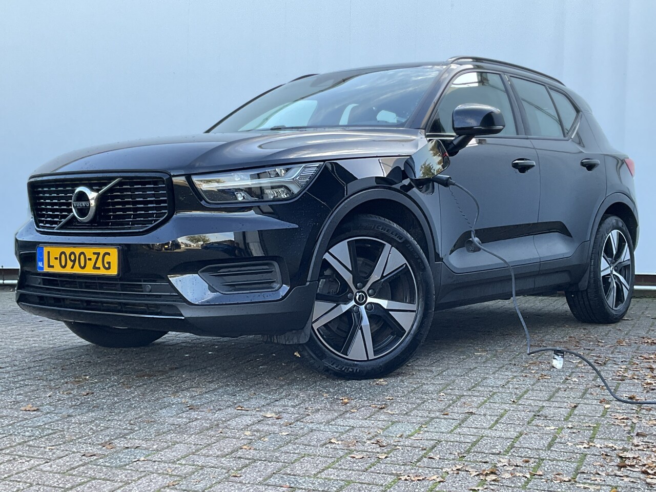 Volvo XC40 - 1.5 T5 262pk PHEV Recharge R-Design Elek.Trekhaak Leer Stoel/Stuurverw Adap.Cruise NL-Auto - AutoWereld.nl