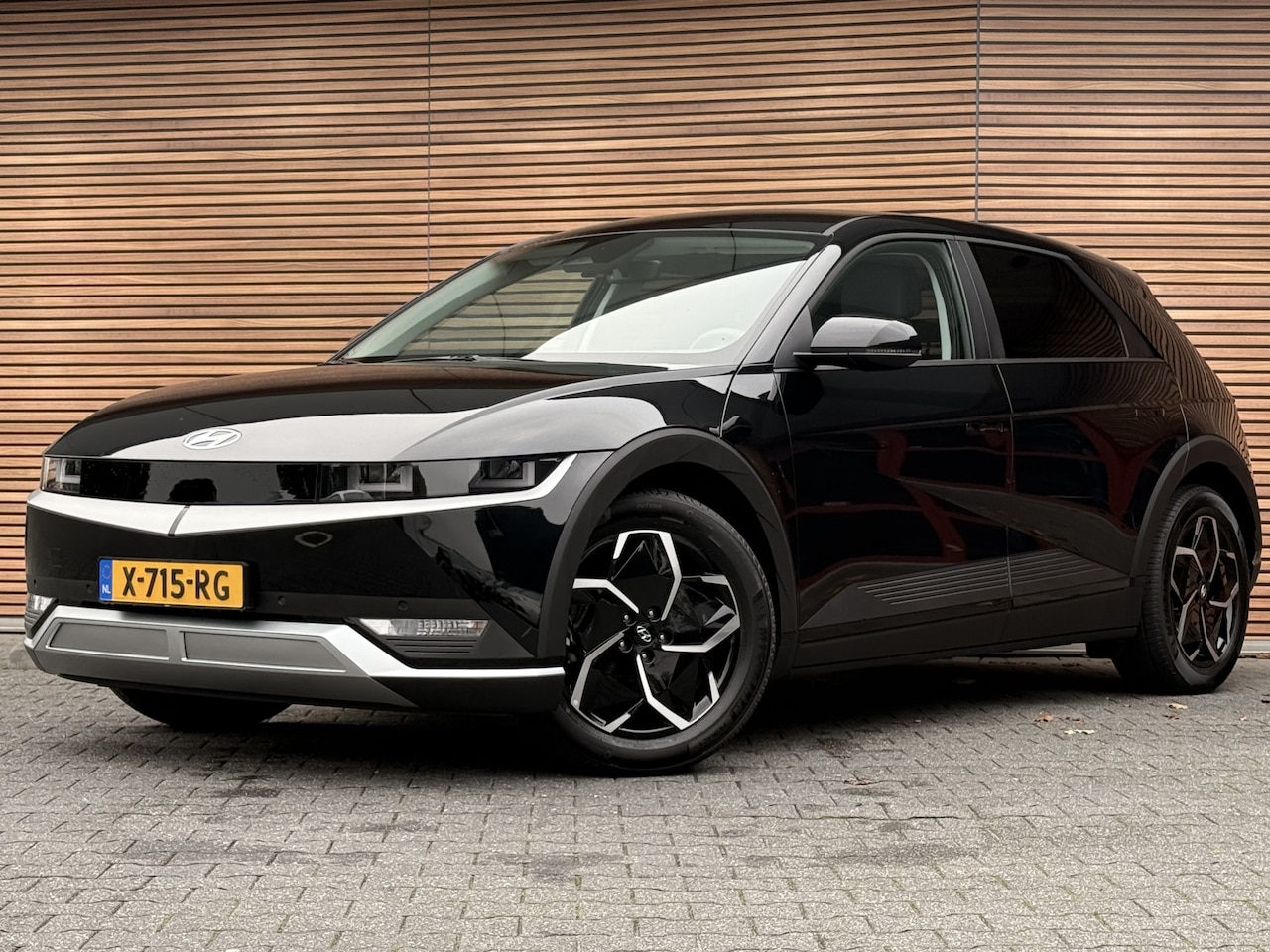 Hyundai IONIQ 5 - Connect 58 kWh Camera / Bose / Winterpack / SOH 100%  / led / Carplay - AutoWereld.nl