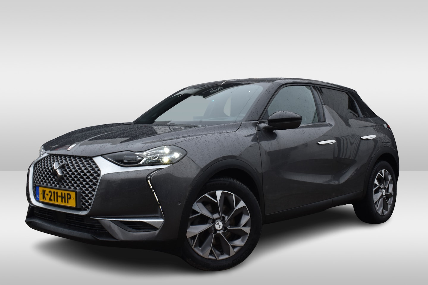 DS 3 Crossback - E-Tense Executive 50 kWh Navi | Leder | Camera achter | Keyless entry- Start | SOH 90% | - AutoWereld.nl