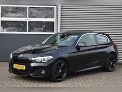 BMW 1-serie - 118I HIGH EXECUTIVE / M PAKKET / LEDER / NAVI / STOELVERWARMING