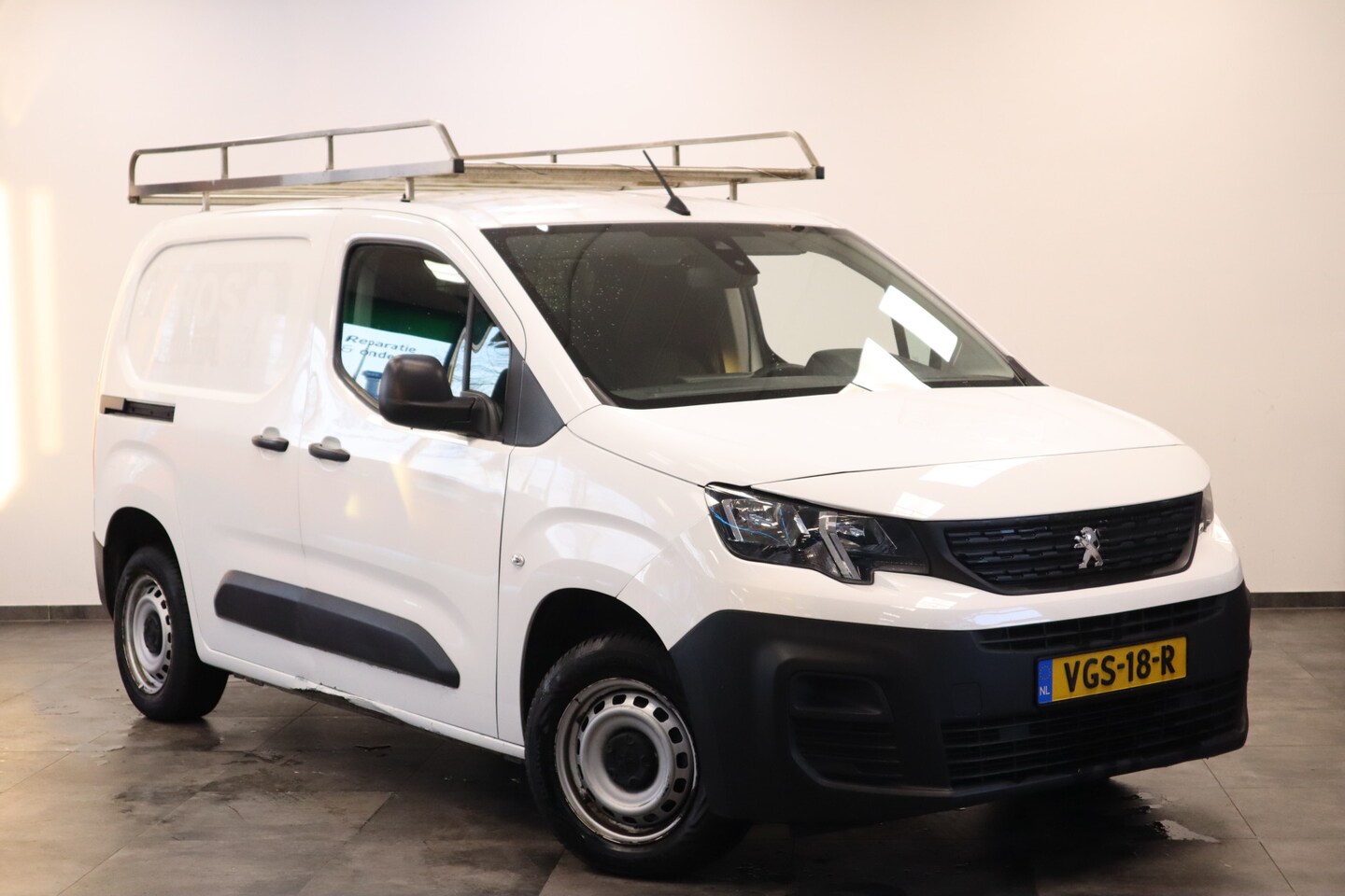Peugeot Partner - 1.5 BlueHDI Pro Airco Imperiaal - AutoWereld.nl