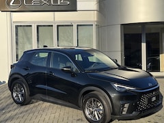 Lexus LBX - 2WD STOELVERW STUURVERW PARK-SENSOR BLIND-SPOT CARPLAY LENDESTEUN