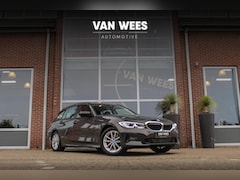 BMW 3-serie Touring - 320e High Executive | NL auto | BTW auto | Laser LED | Carplay | Sportstoelen | Sportstuur