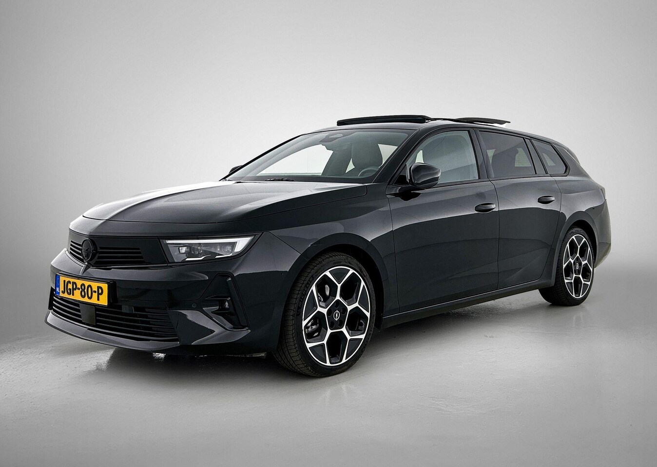 Opel Astra Sports Tourer - 1.2T 130PK Ultimate PANO | HEAD-UP | AD-CRUISE | LED | CARPLAY - AutoWereld.nl
