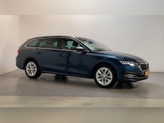 Skoda Octavia Combi - 1.0 e-TSI DSG Business Edition Plus Sfeerverlichting Navigatie Adaptive Cruise