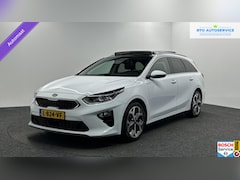 Kia Cee'd Sportswagon - Ceed 1.0 T-GDi ExecutiveLine PANO TREKHAAK LEER LM ECC