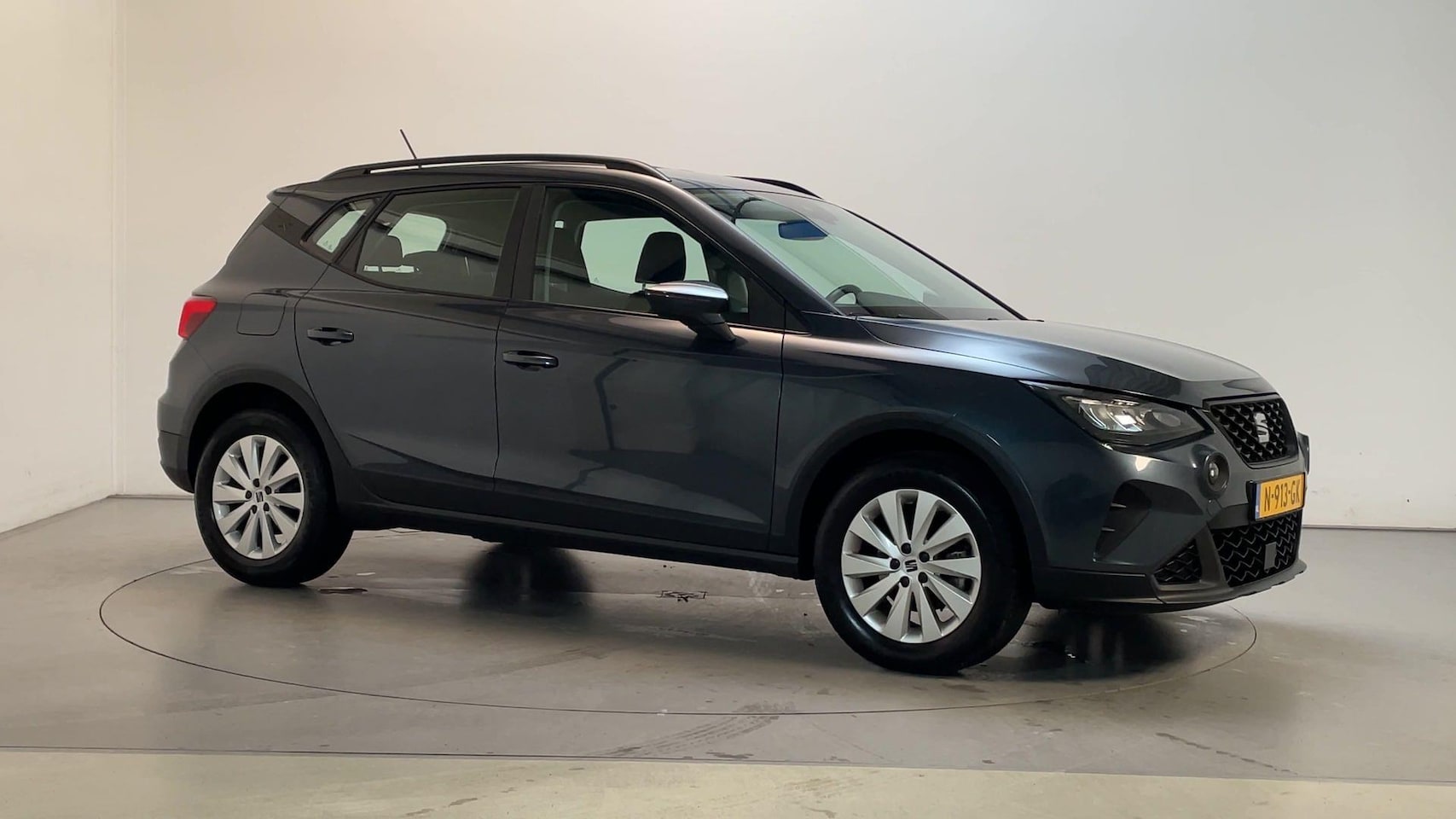SEAT Arona - 1.0 TSI Style Parkeersensoren DAB+ App-Connect - AutoWereld.nl