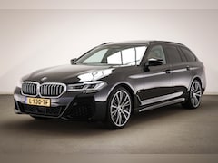 BMW 5-serie Touring - 540i xDrive High Executive | LASER LED | HEAD UP | PANORAMADAK | 360 CAMERA | TREKHAAK