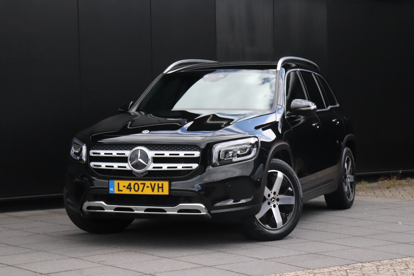 Mercedes-Benz GLB - 200 164 PK Advantage | CAMERA | LEDER | LMV | VIRTUAL COCKPIT | APPLE CARPLAY | CRUISE | N - AutoWereld.nl