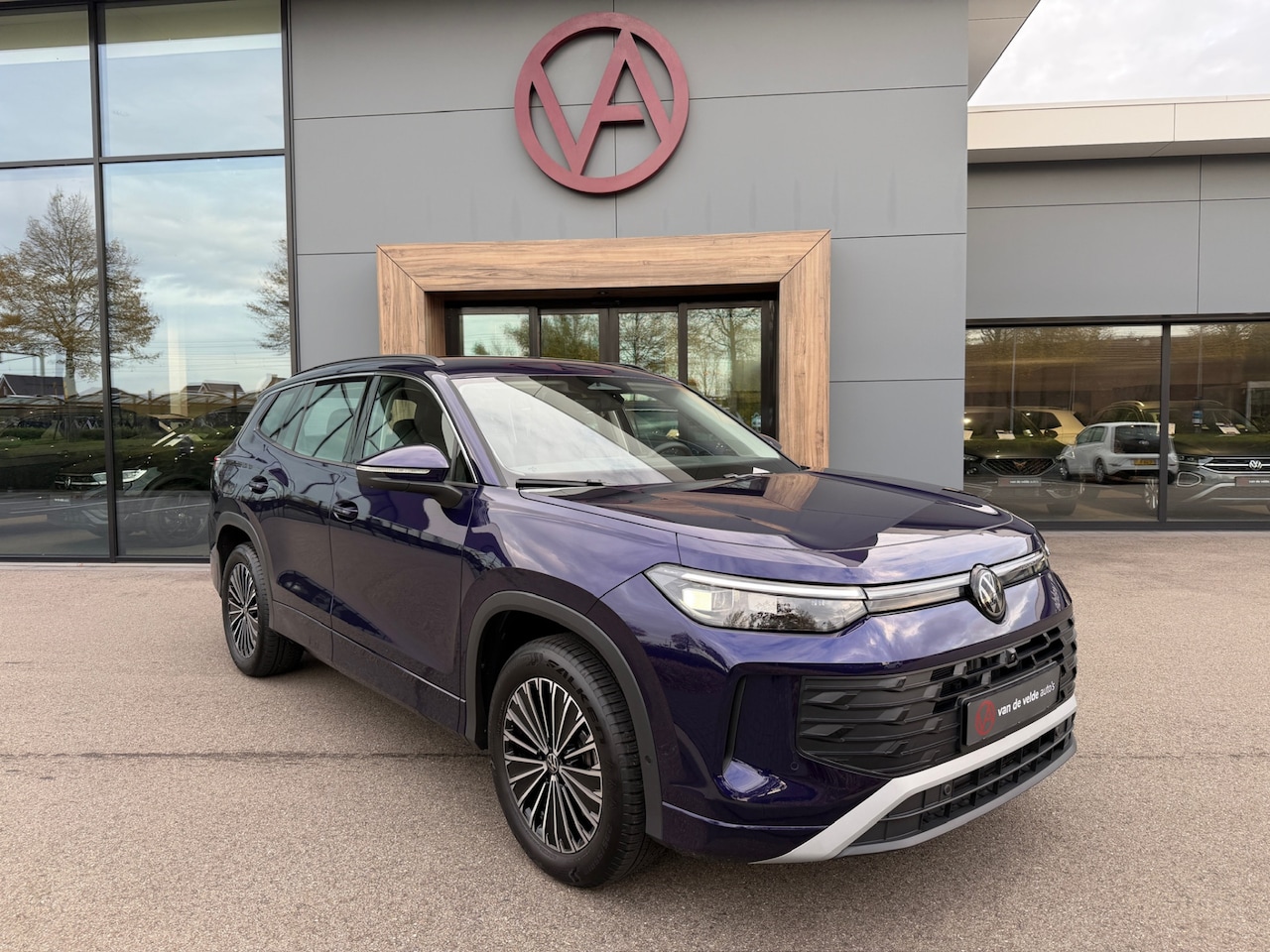 Volkswagen Tayron - 1.5 eTSI 150pk Life 7-Persoons | Trekhaak | 360 Camera | Dode hoek | IQ light | Rijklaar i - AutoWereld.nl