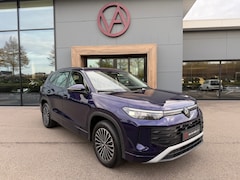 Volkswagen Tayron - 1.5 eTSI 150pk Life 7-Persoons | Trekhaak | 360 Camera | Dode hoek | IQ light | Rijklaar i