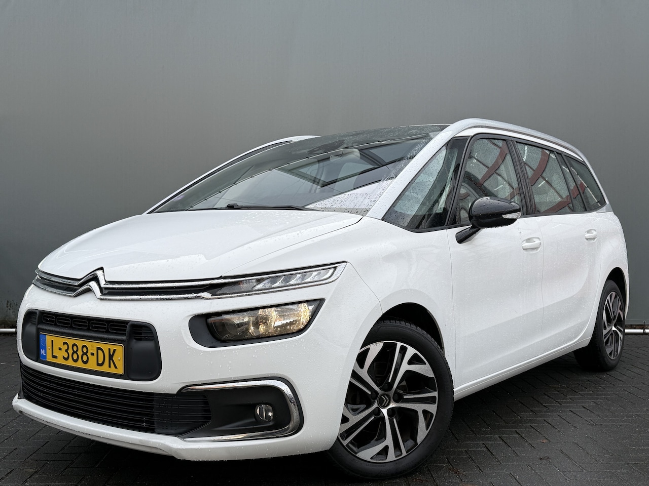 Citroën Grand C4 SpaceTourer - BWJ 2021 1.2 PureTech 131 PK Business STOELVERW. | STOELMASSAGE | CAMERA | CARPLAY + ANDRO - AutoWereld.nl