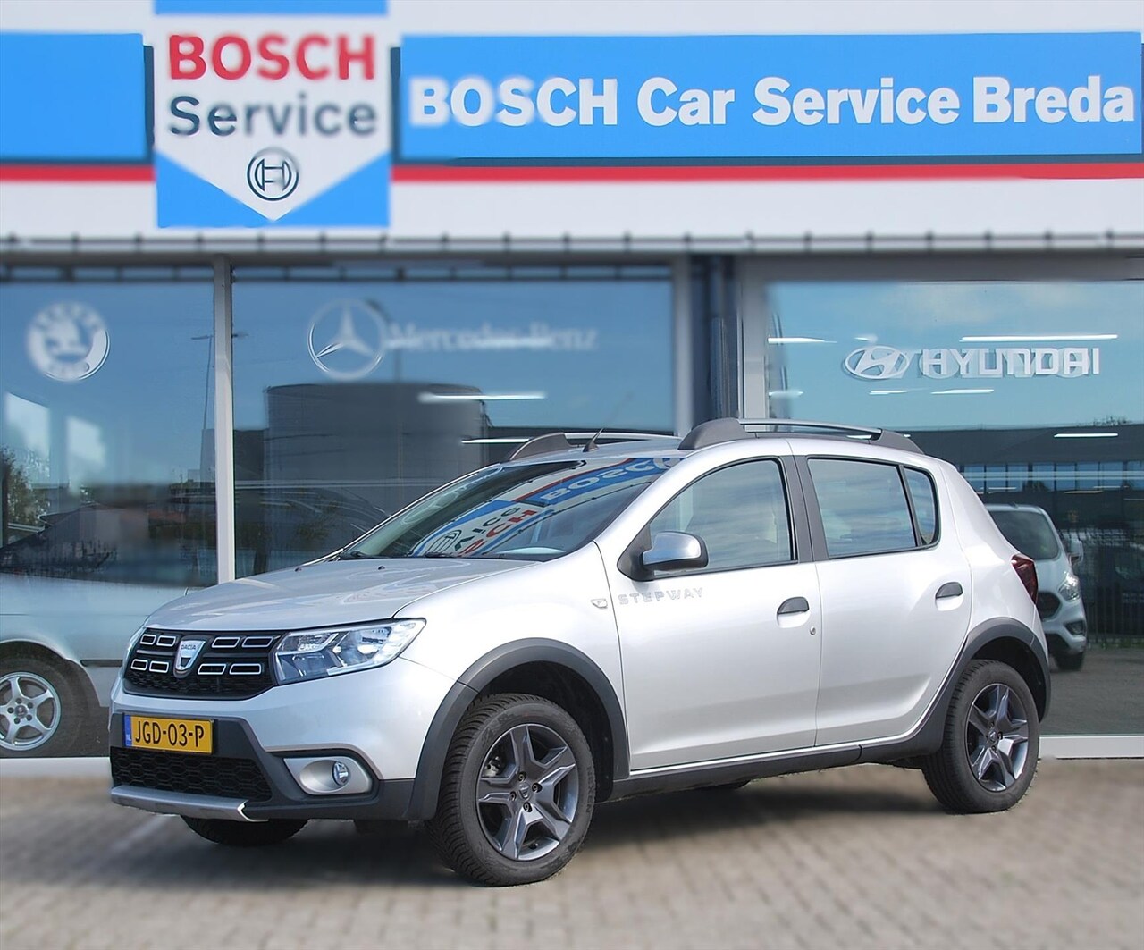 Dacia Sandero - 0.9 Tce 90pk Easy-R S&amp;S Lauréate - AutoWereld.nl