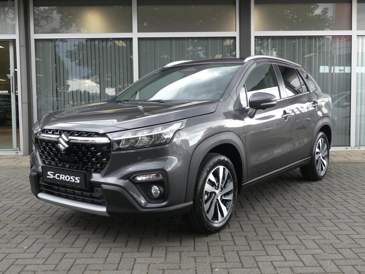 Suzuki S-Cross - 1.4 Boosterjet Style Smart Hybrid NIEUWE AUTO, UIT VOORRAAD LEVERBAAR S-Cross Stijl uitvoe - AutoWereld.nl