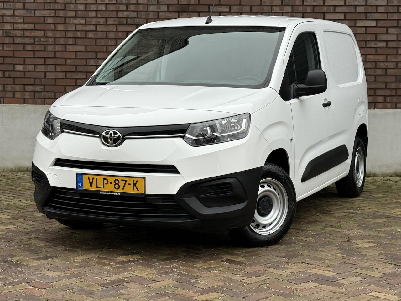 Toyota ProAce City - 1.5 D-4D / Airco / Cruise Control / BlueTooth (handsfree) / Betonplex Laadvloer incl. Vloe - AutoWereld.nl