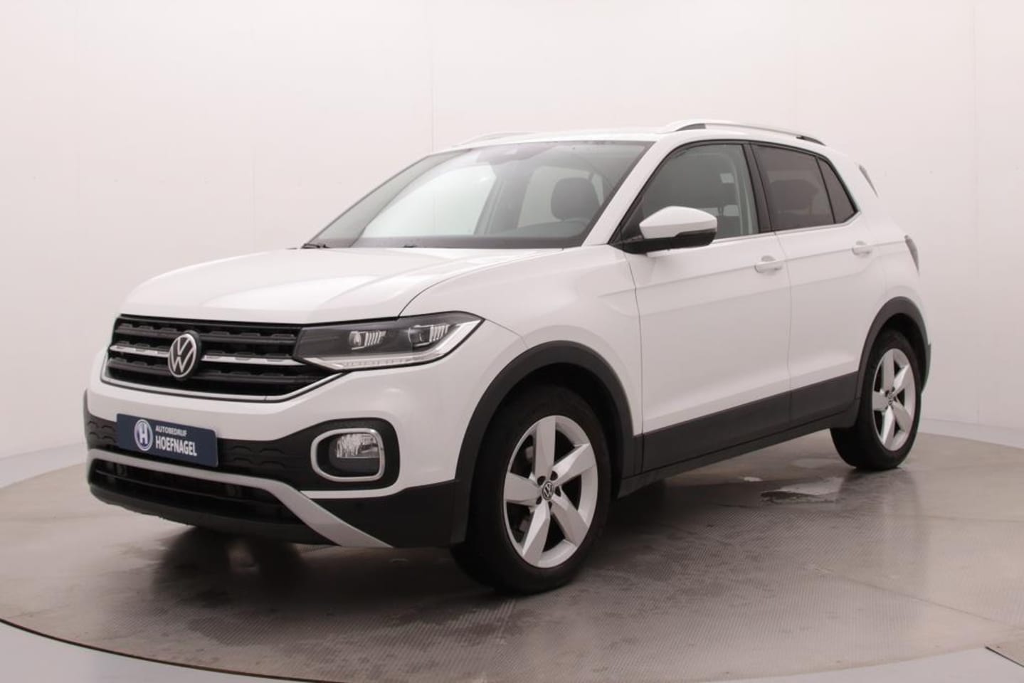 Volkswagen T-Cross - 1.5 TSI Style | 150 PK | Adaptive Cruise | Camera | CarPlay | Stoelverw. - AutoWereld.nl