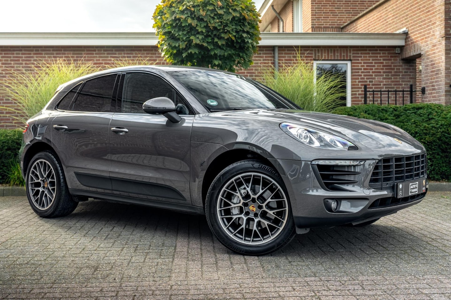 Porsche Macan - 3.0 S 340 PK Camera Leer/Alcantara Xenon Memory Side-Assist 20'' - AutoWereld.nl