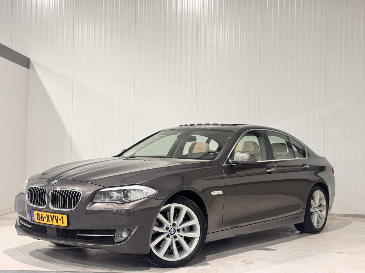 BMW 5-serie - 528i High Executive|LANE ASSIST|PANO|HEADS UP - AutoWereld.nl