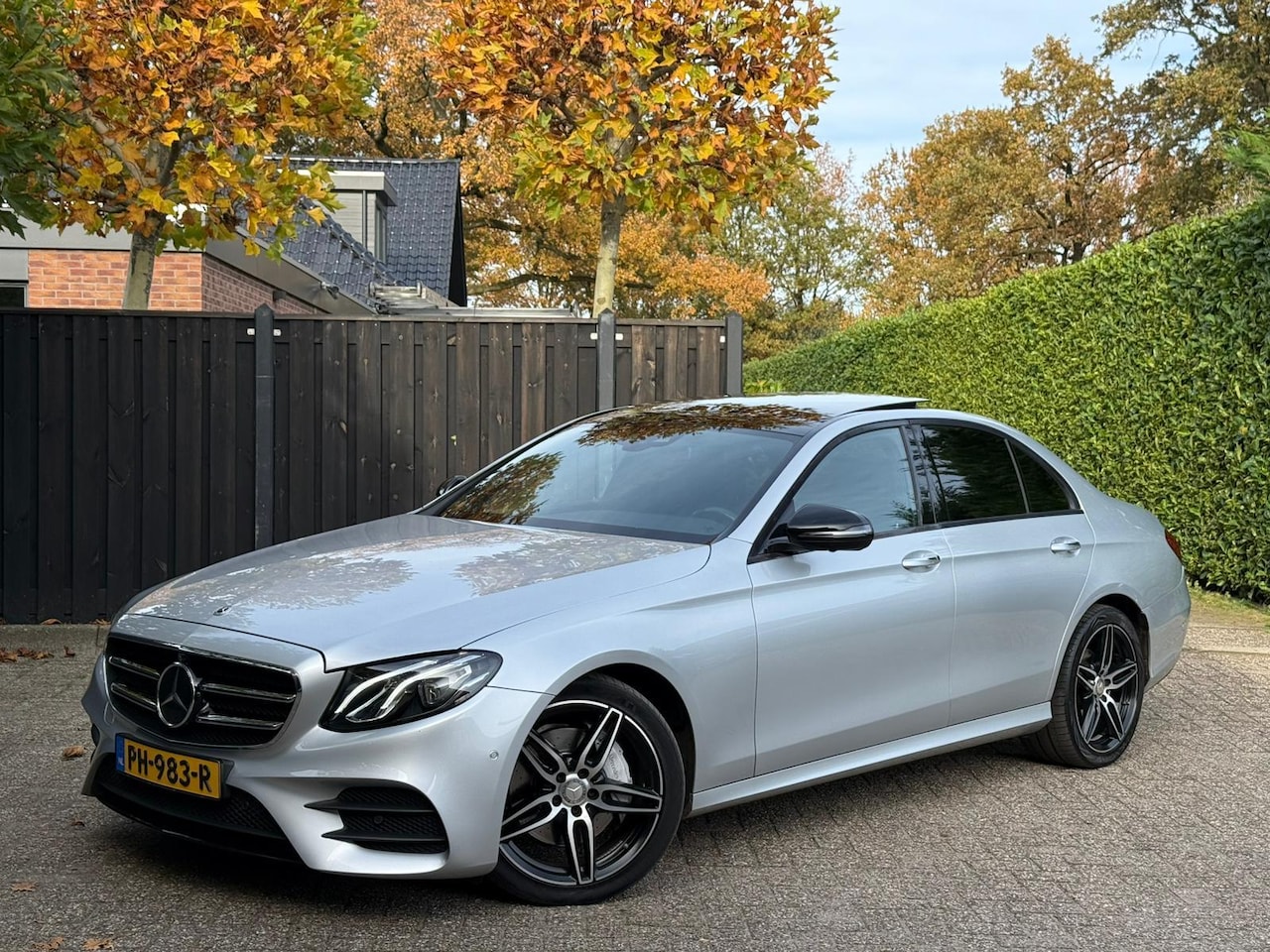 Mercedes-Benz E-klasse - 200 Prestige Plus AMG - BURMEISTER - PANO - AutoWereld.nl