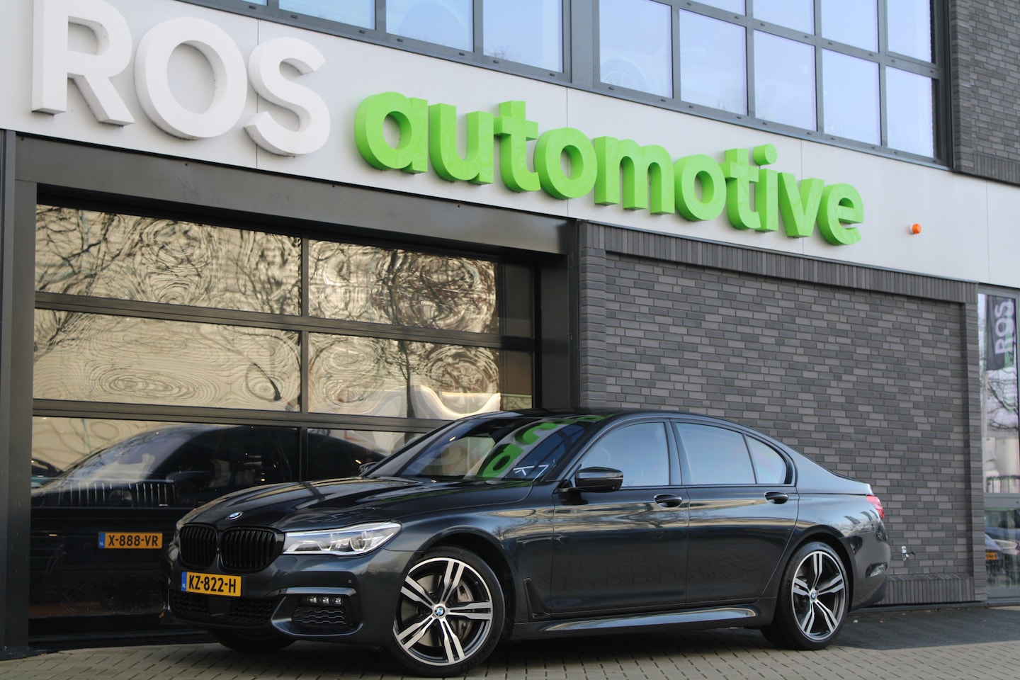 BMW 7-serie - 750i xDrive High Executive NIEUWSTAAT! | FULL PPF | NAP | B&W | 4WIELSTUURING | DEALER OND - AutoWereld.nl