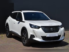 Peugeot 2008 - 1.2 PureTech 100 Allure * Navigatie * 3-D Cockpit