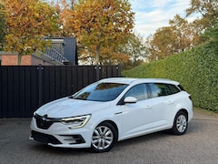 Renault Mégane E-Tech - Estate 1.6 Plug-In Hybrid 160 Business Zen