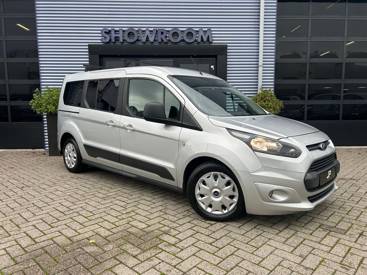 Ford Tourneo Connect - 7 Zitter|Automaat|Trekhaak|Airco|PDC|Dakdragers|Bluetooth - AutoWereld.nl