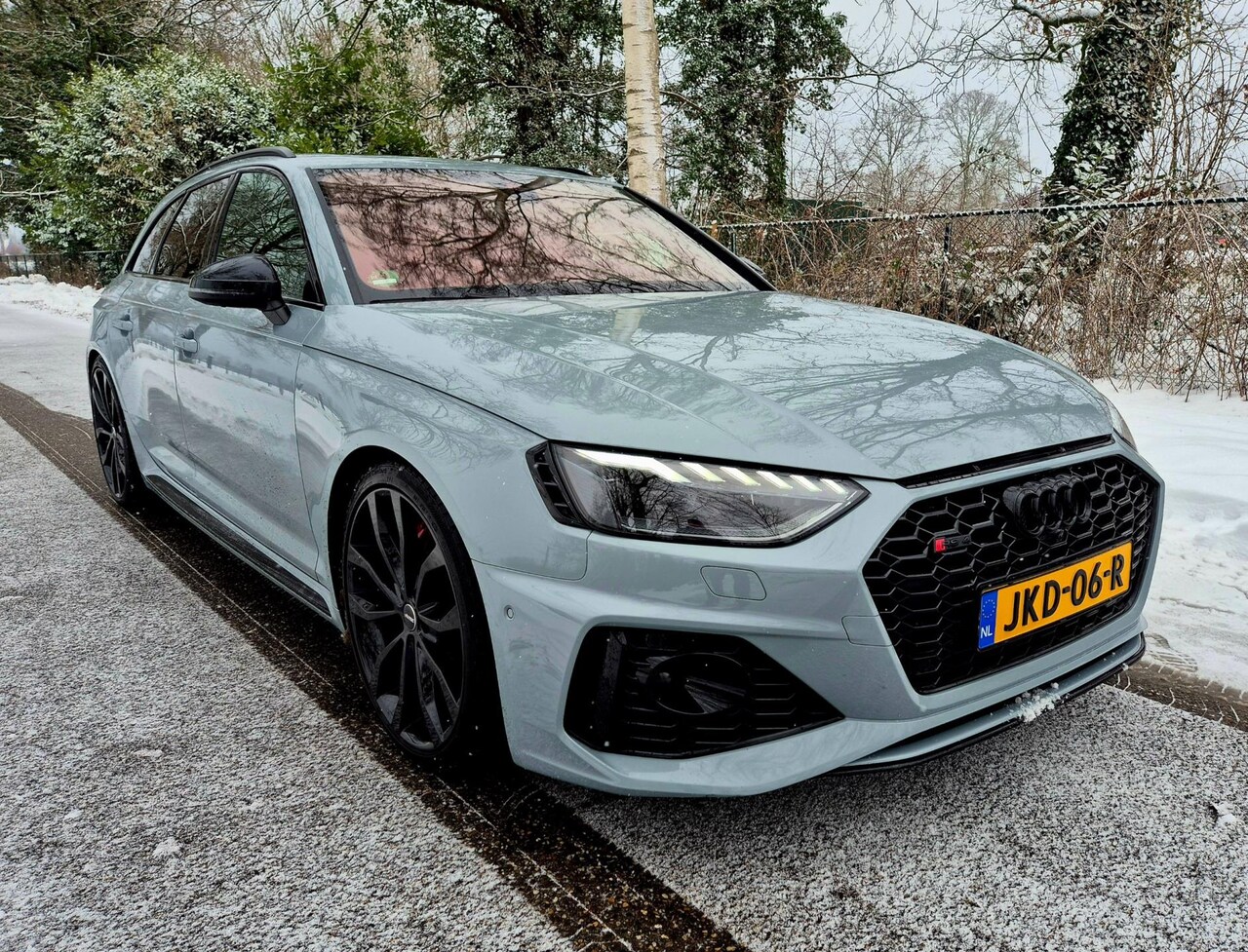 Audi RS4 - A4 Avant 2.9 TFSI quattro panodak . Head up - AutoWereld.nl