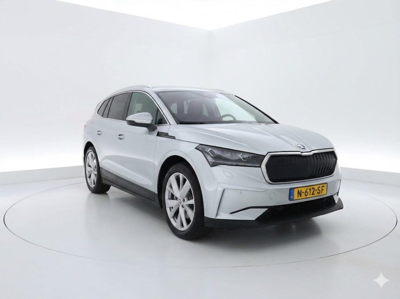 Skoda Enyaq iV - 80 | 94% SOH | Trekhaak | Schuifdak | LED | Camera - AutoWereld.nl