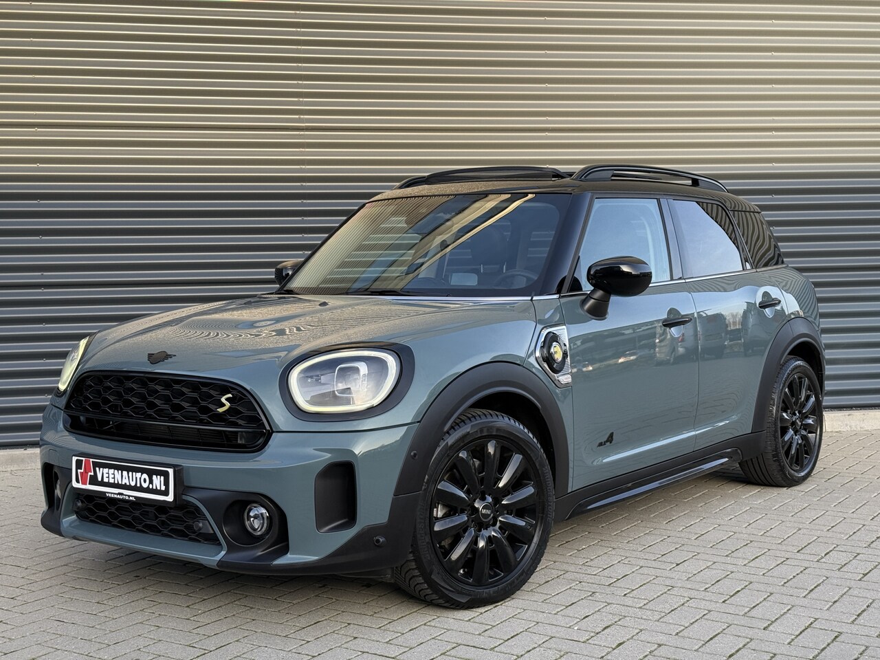 MINI Countryman - 2.0 Cooper SE ALL4 Pano/H&K/Leder/Camera - AutoWereld.nl