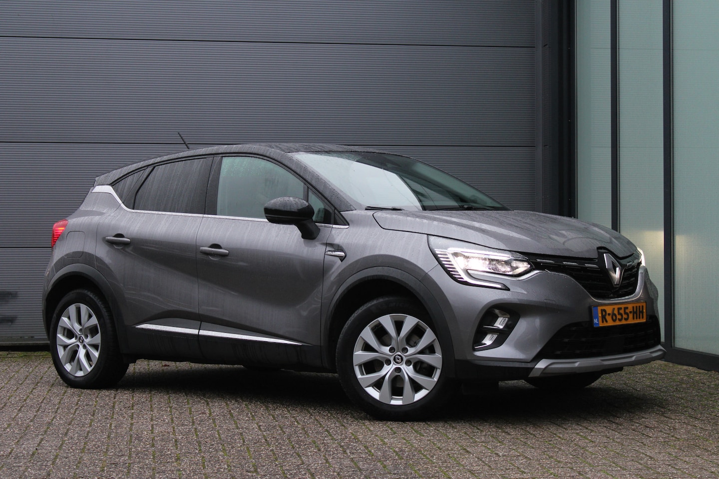 Renault Captur - 1.6 E-Tech Plug-in Hybrid 160 Intens | Trekhaak | Navigatie | Camera | Cruise Control | Ke - AutoWereld.nl