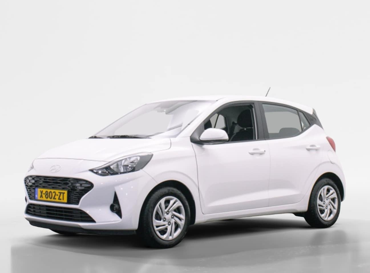 Hyundai i10 - 1.0 Comfort | Navi by app | Private lease 299 p.m. - AutoWereld.nl
