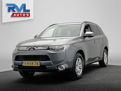 Mitsubishi Outlander - 2.0 Intense | Origineel Nederlands | Trekhaak Navigatie Climate Cruise Control