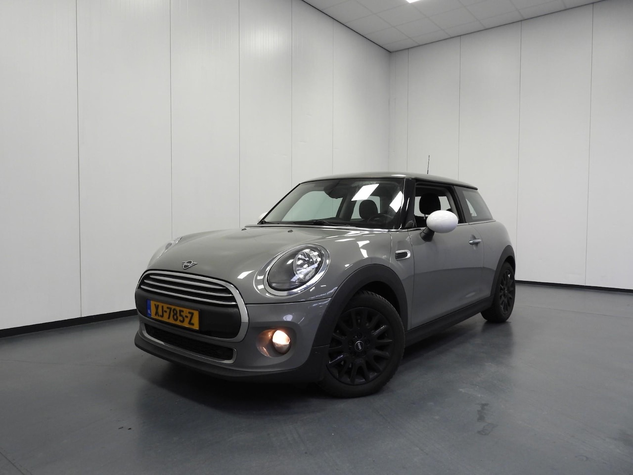 MINI One - Mini 1.5 Business NAVI/AIRCO/CRUISE/PDC/16"LMV! - AutoWereld.nl