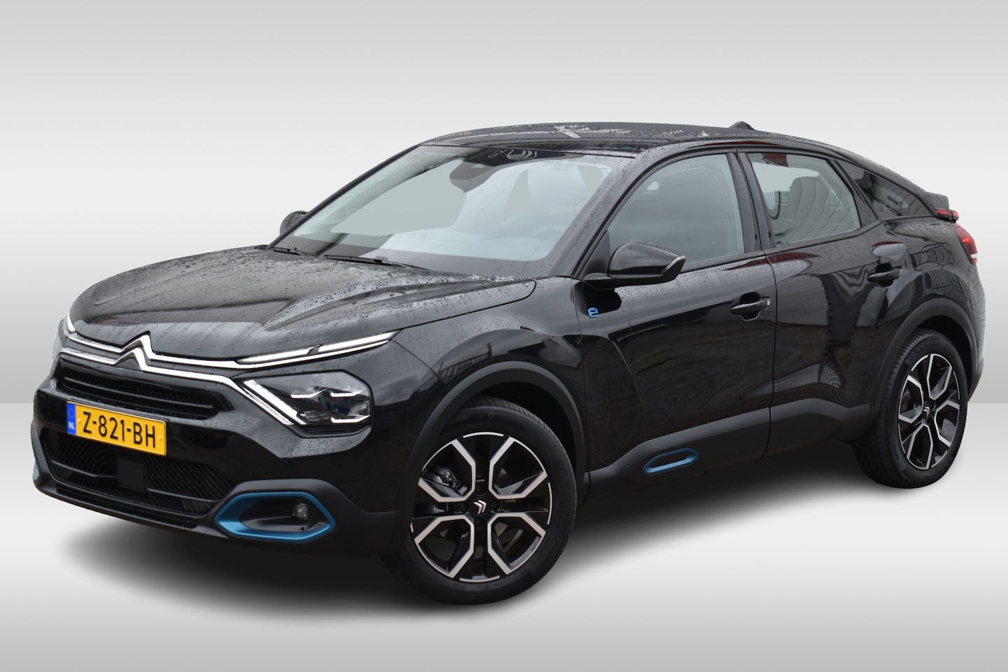Citroën Ë-C4 - Feel Pack 50 kWh | Navi | Camera | Airco ECC | 4 seizoenenbanden | - AutoWereld.nl