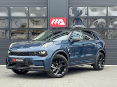 Lynk & Co 01 - 1.5 Black Edition Trekhaak|Panoramadak|ACC|Stoelverwarming