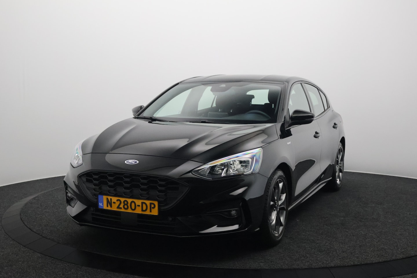 Ford Focus - 1.0 EcoBoost 126PK ST Line Business | Bang & Olufsen | Camera | Navigatie | Carplay&Androi - AutoWereld.nl