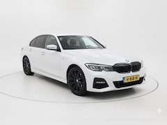 BMW 3-serie - 320i M Sport I Geen Import I Sfeerverlichting I Alcantara