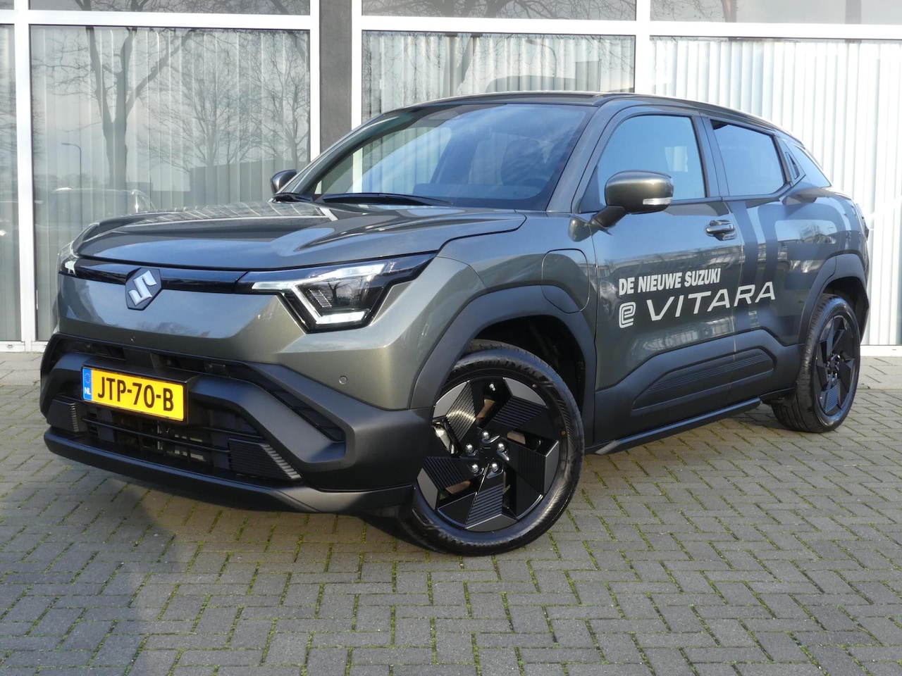 Suzuki e Vitara - Select 61 kWh Land Breeze Green - AutoWereld.nl