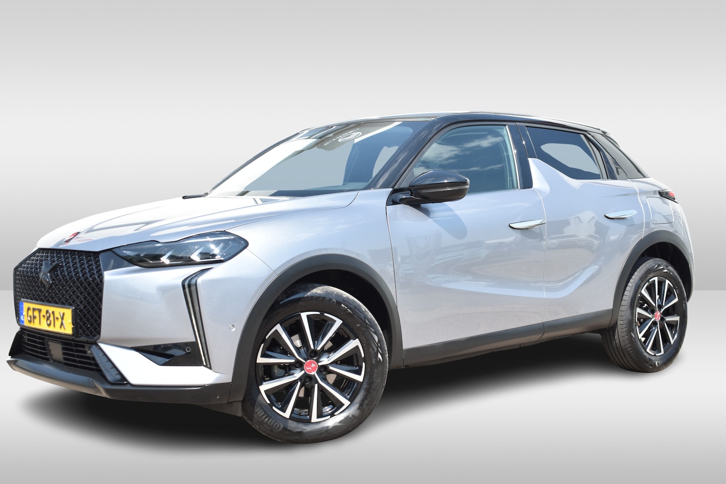 DS 3 - PureTech 130 EAT8 Automaat Performance Line | Navigatie | Airconditioning | Pack techno + - AutoWereld.nl