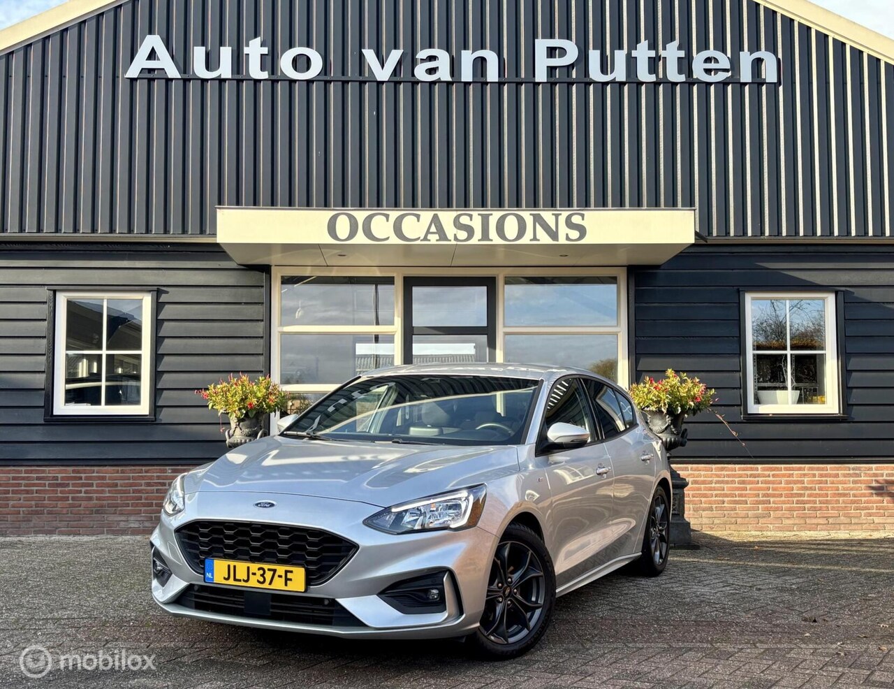 Ford Focus - 1.0 EcoBoost Titanium X Business 1.0 EcoBoost Titanium X Business - AutoWereld.nl
